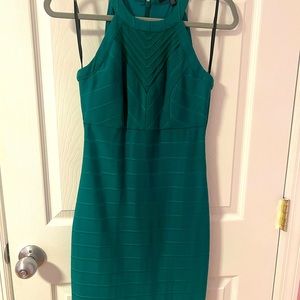 NWOT Guess bodycon dress size XS